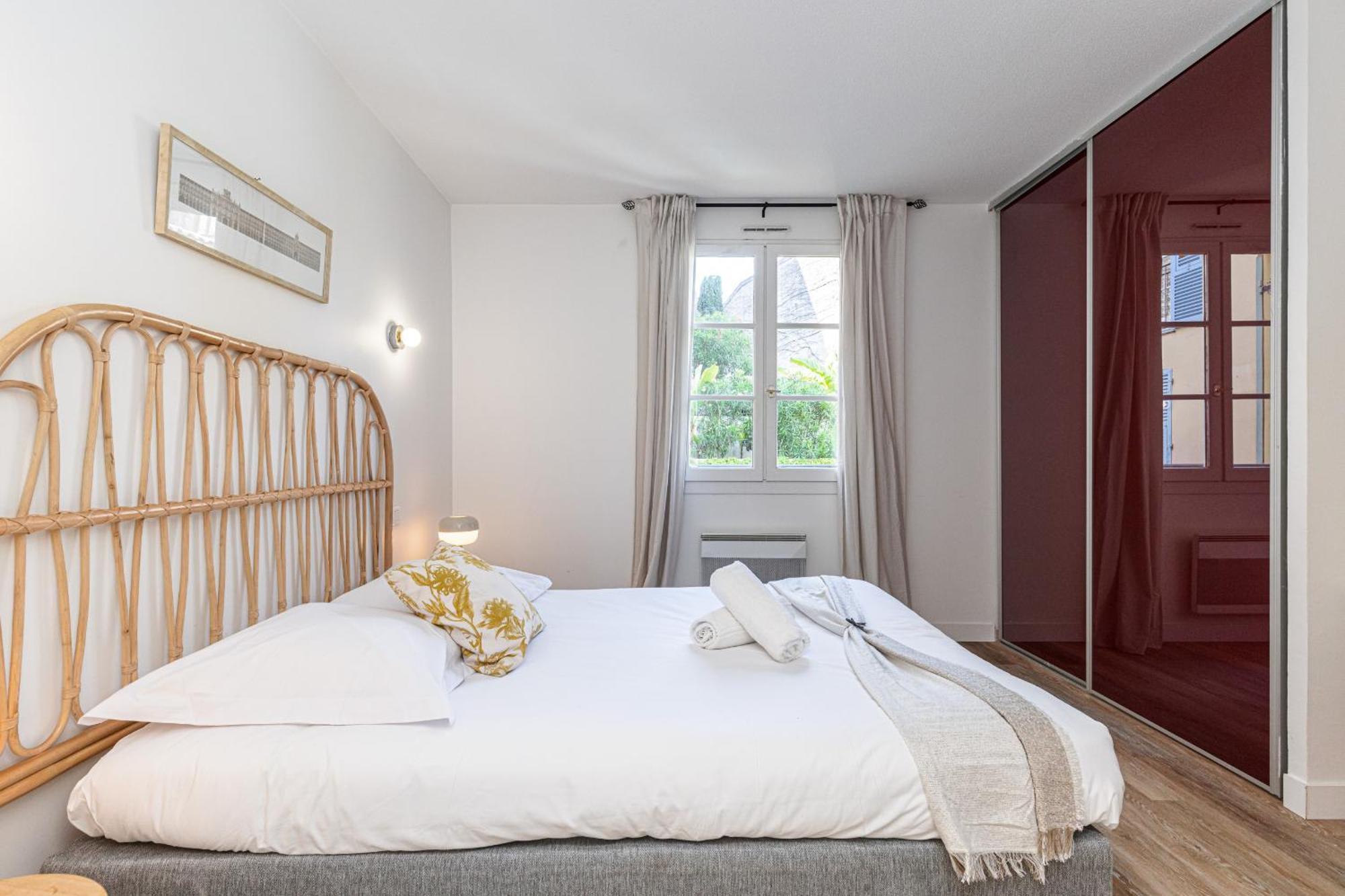 Apartamento 2 Bdrs & Parking In The Old Town ! Niza Exterior foto