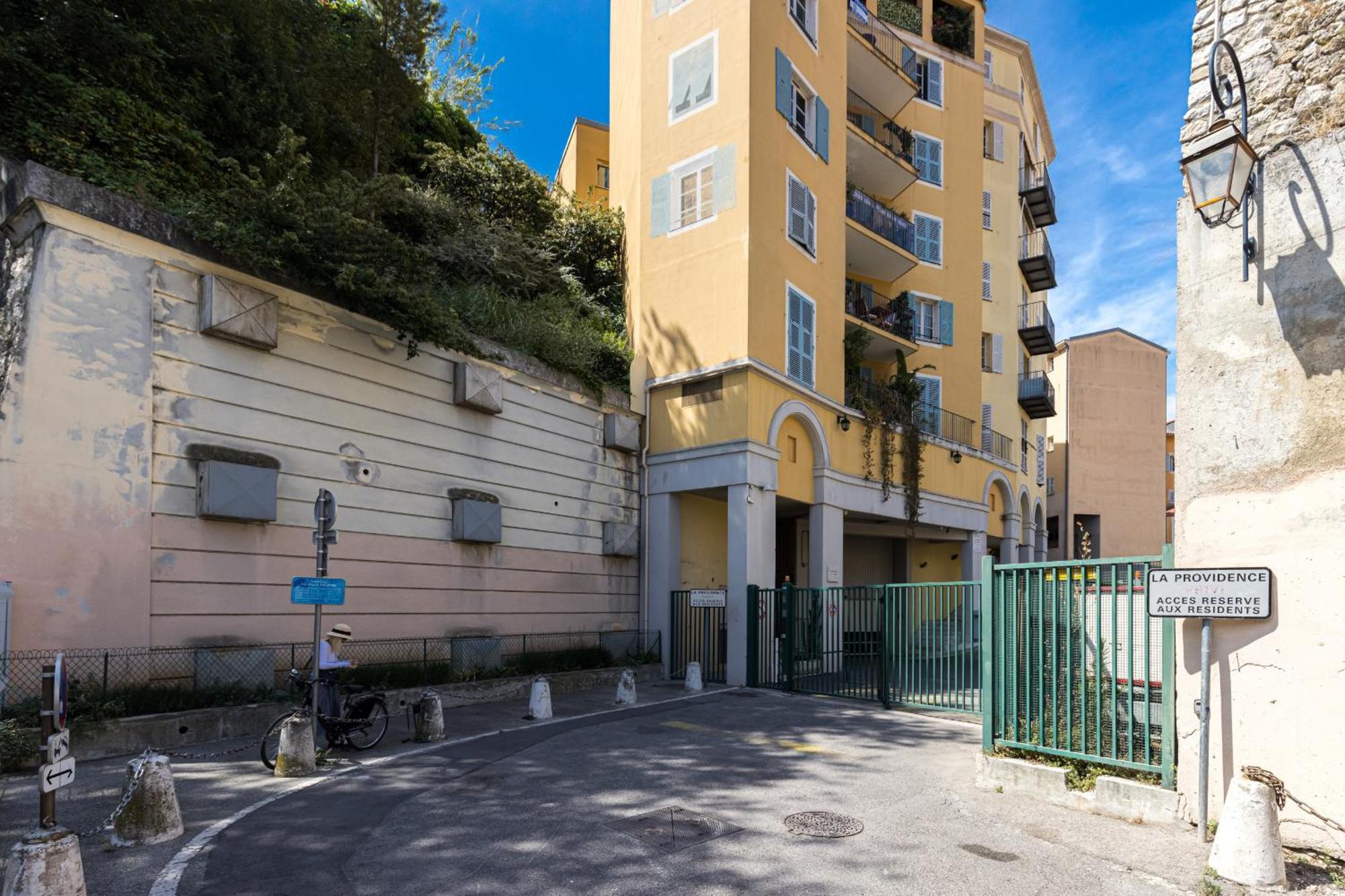 Apartamento 2 Bdrs & Parking In The Old Town ! Niza Exterior foto